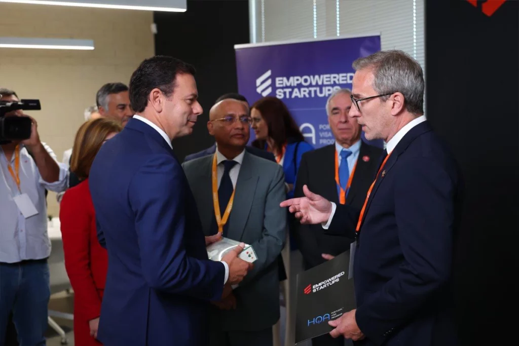 Portuguese Prime Minister Luís Montenegro speaking with Empowered Startups' President Chris Lennon