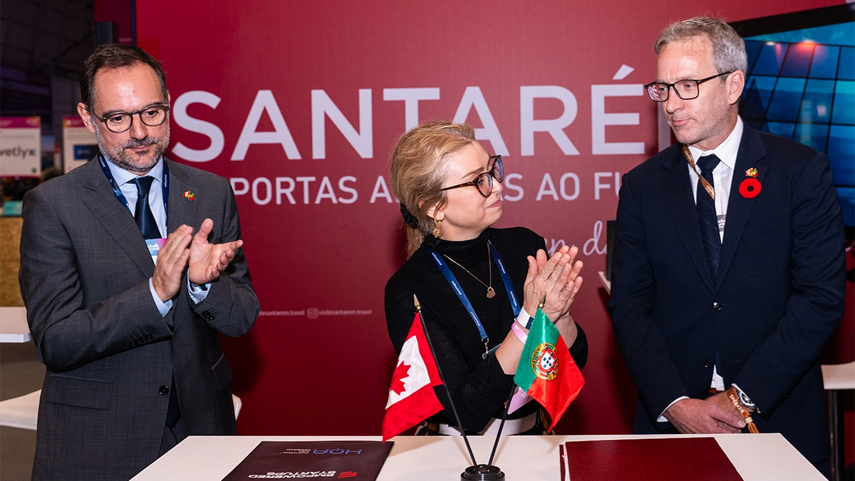 Instituto Politécnico de Santarém, Élise Racicot, Ambassador of Canada to Portugal, and Chris Lennon, President of Empowered Startups applaud the agreement.